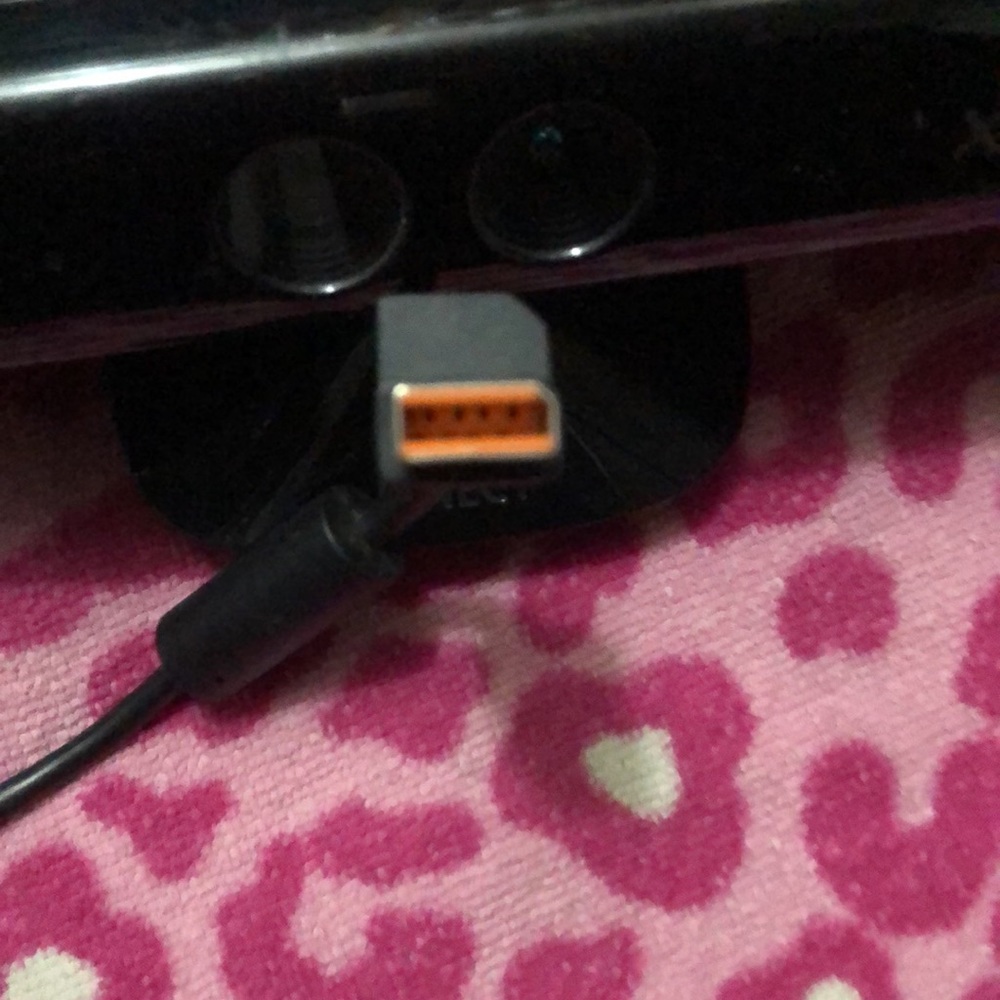 Xbox360 Kinect - Picture 2 of 4